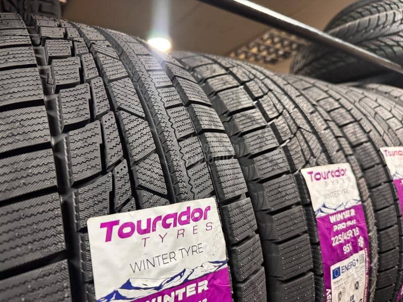 Tourador 195/65 R15 Zimska