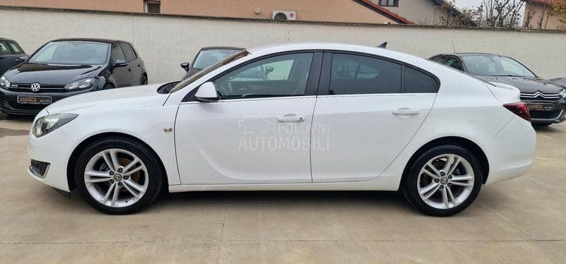 Opel Insignia COSMO