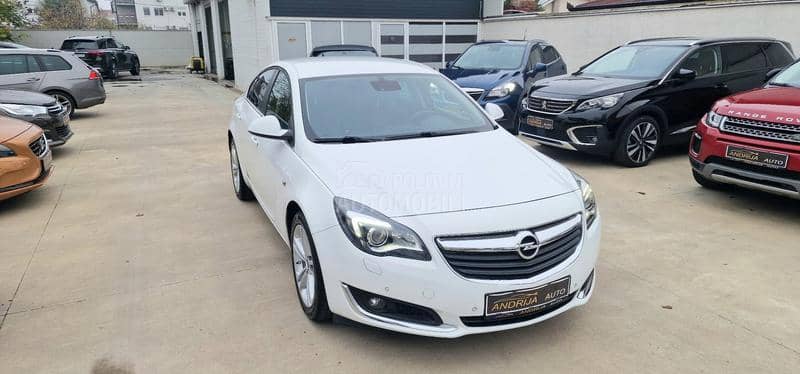 Opel Insignia COSMO