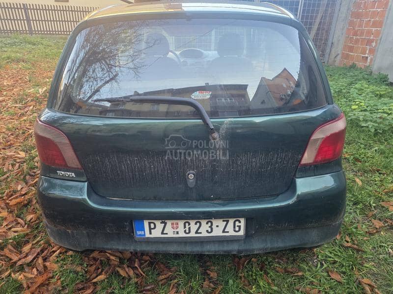 Toyota Yaris 980