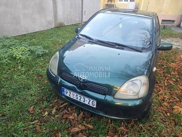 Toyota Yaris 980