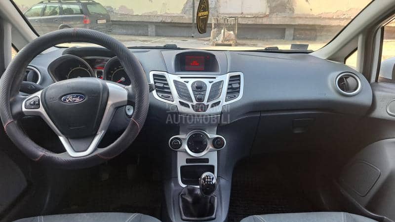 Ford Fiesta 1.4 d titan