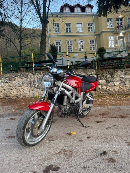 Suzuki sv650