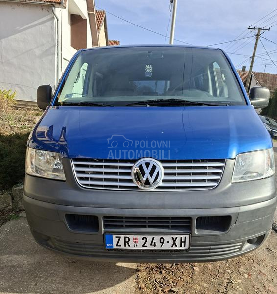 Volkswagen Transporter T5 2.5 TDI