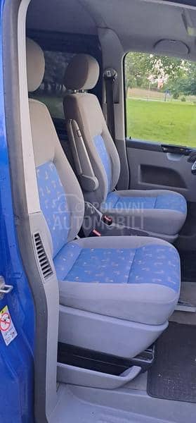 Volkswagen Transporter T5 2.5 TDI