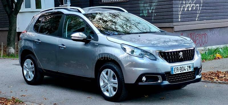 Peugeot 2008 1.6BLU EHDI STYLE