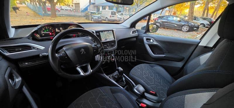 Peugeot 2008 1.6BLU EHDI STYLE
