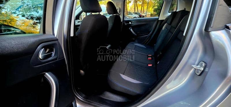 Peugeot 2008 1.6BLU EHDI STYLE