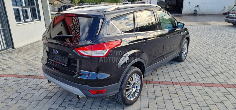 Ford Kuga TITANIUM 4WD
