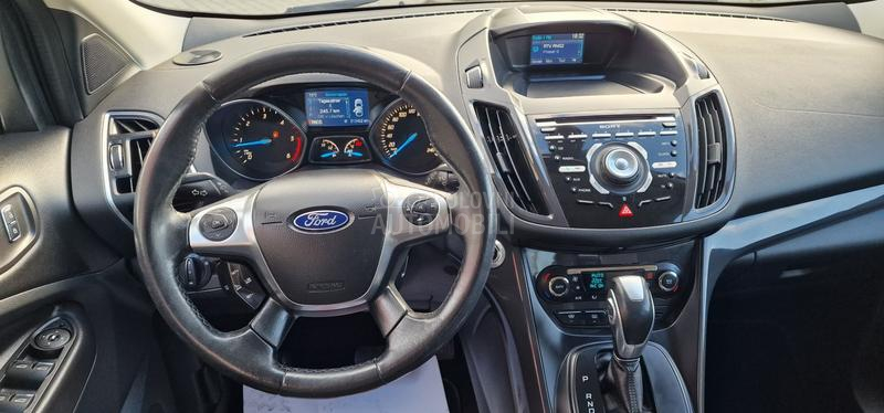 Ford Kuga TITANIUM 4WD