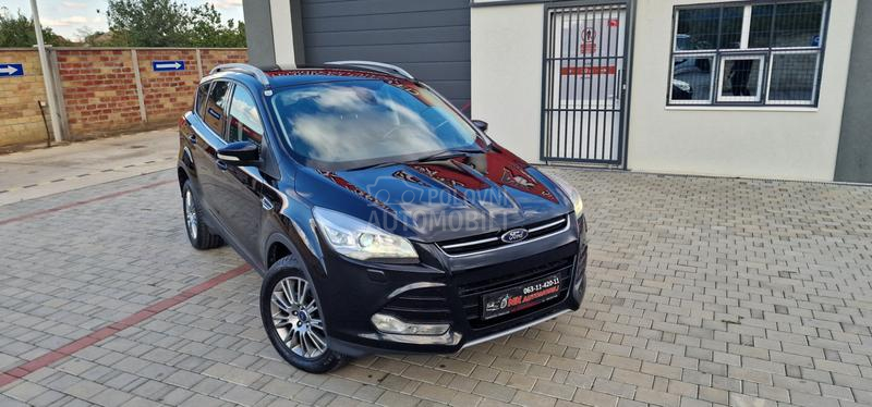 Ford Kuga TITANIUM 4WD