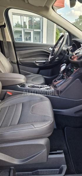 Ford Kuga TITANIUM 4WD