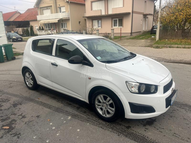 Chevrolet Aveo 1.2  CNG