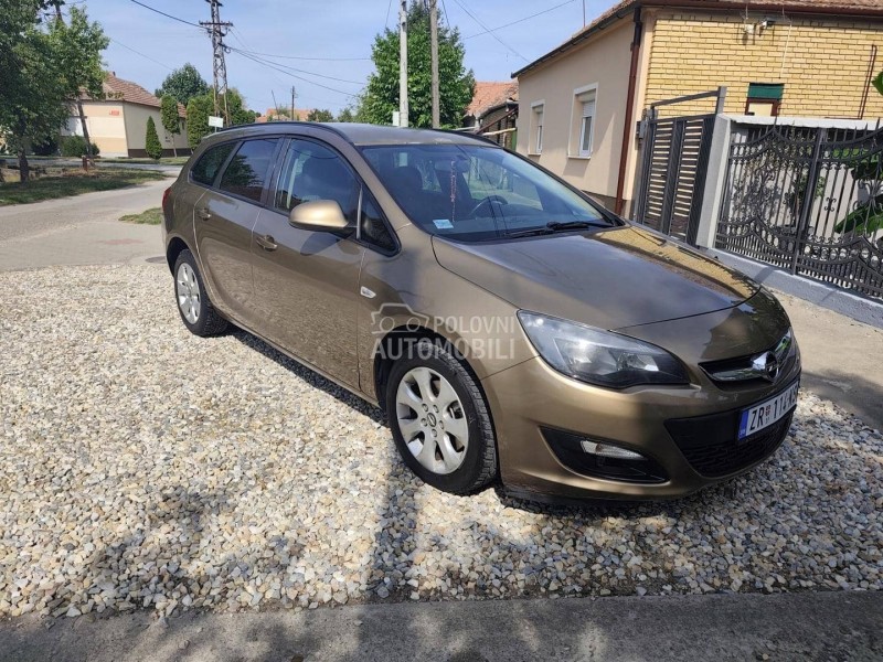 Opel Astra J 