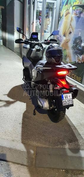 Honda ADV