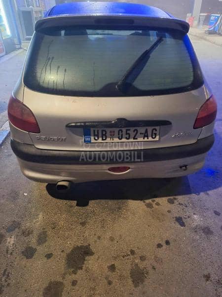 Peugeot 206 