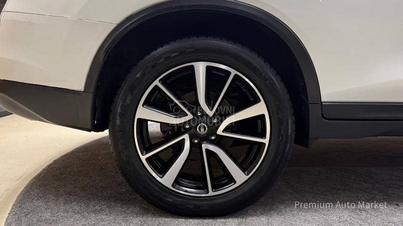 Nissan X-Trail //360/AUT/PANO//FUL