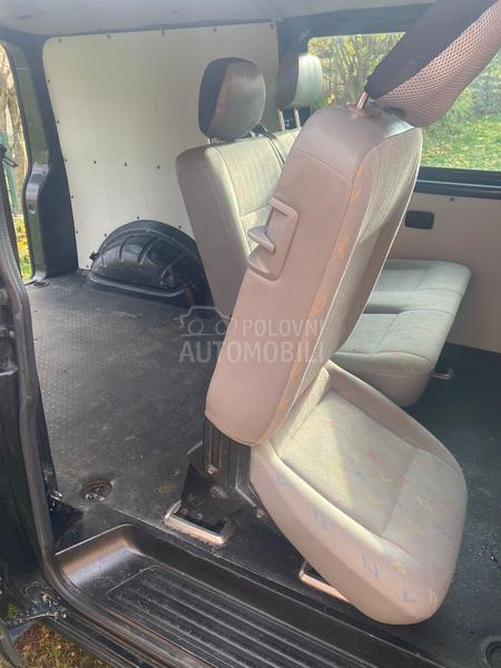 Volkswagen Transporter T5 1.9 TDI
