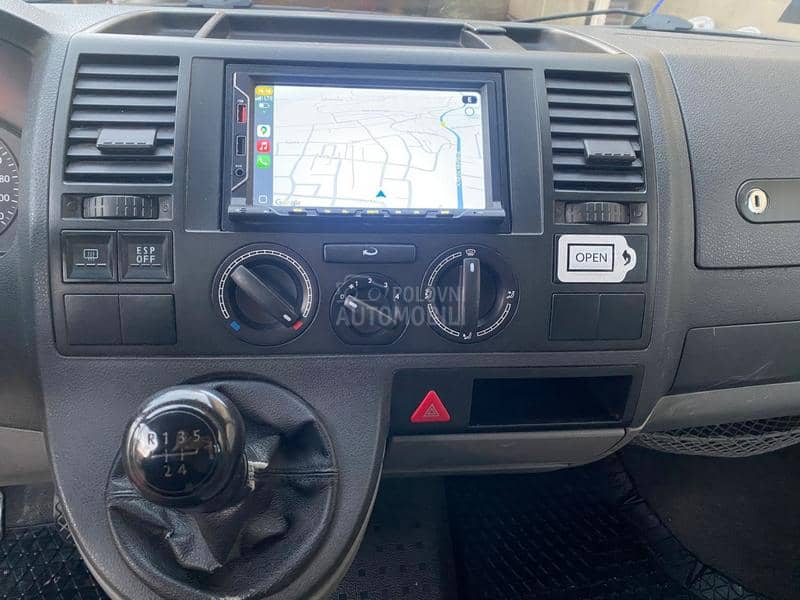 Volkswagen Transporter T5 1.9 TDI