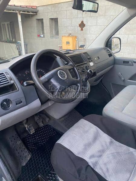 Volkswagen Transporter T5 1.9 TDI