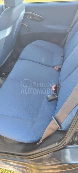 Fiat Punto 1.9 jtd DELOVI