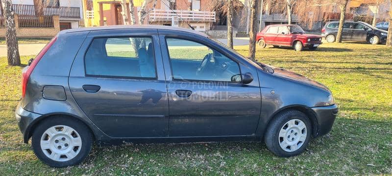 Fiat Punto 1.9 jtd DELOVI