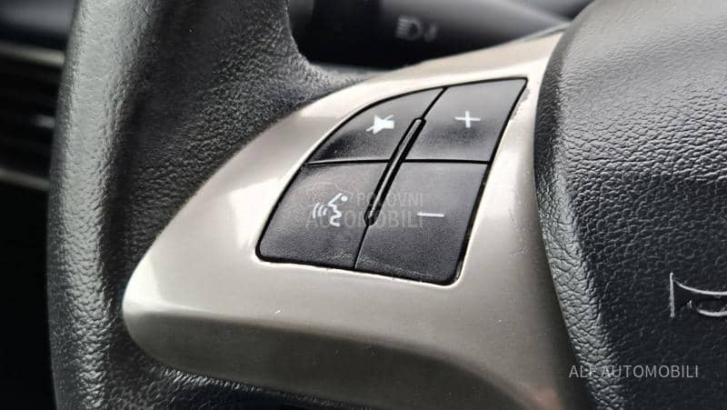 Lancia Ypsilon 1.2 CH