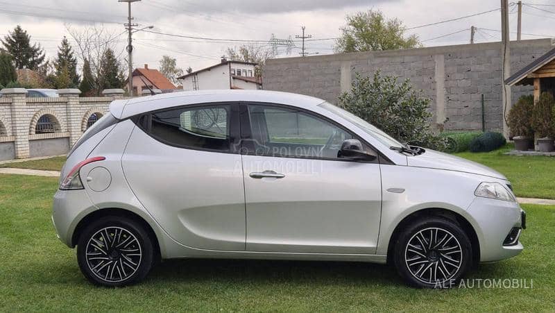 Lancia Ypsilon 1.2 CH