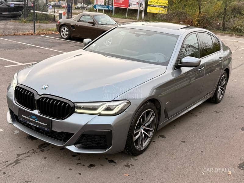 BMW 520 M-sport/pano/360