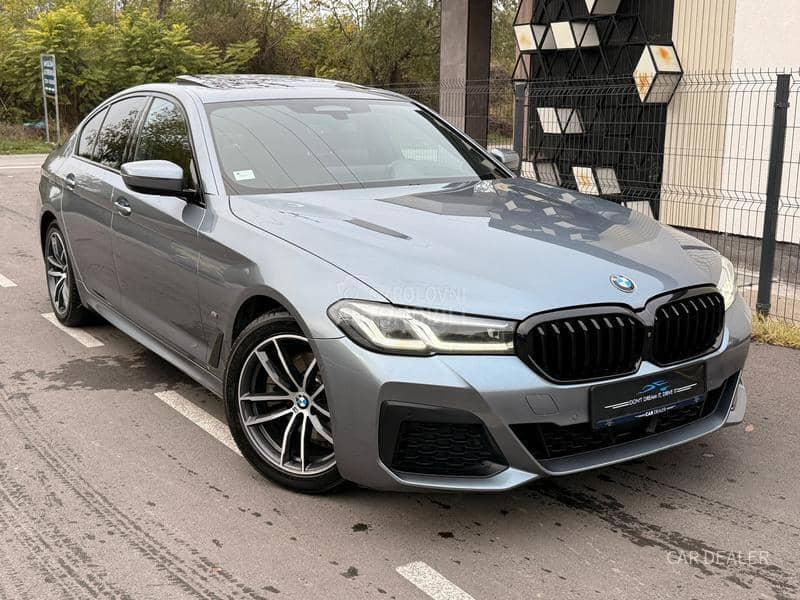 BMW 520 M-sport/pano/360