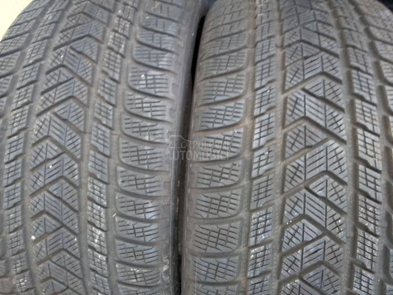 Pirelli 265/35 R22 Zimska