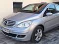 Mercedes Benz B 180 