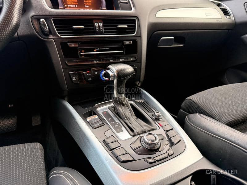 Audi Q5 s-line/AUT/quattro