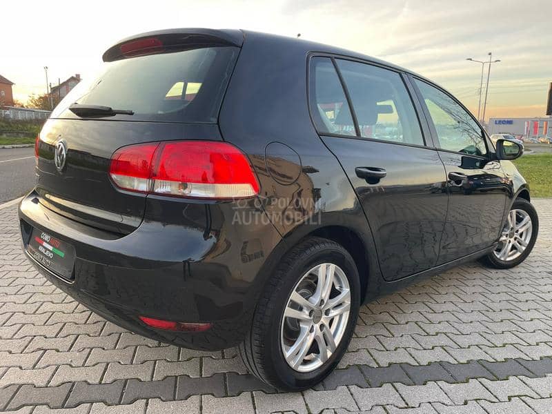 Volkswagen Golf 6 1.6 8V  102.k.s