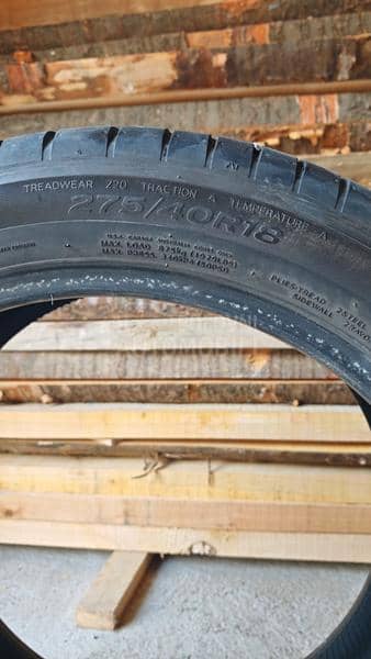 Hankook 275/40 R18 Letnja