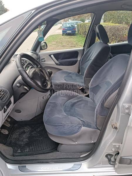 Citroen Xsara Picasso 2.0hdi dugo r e g
