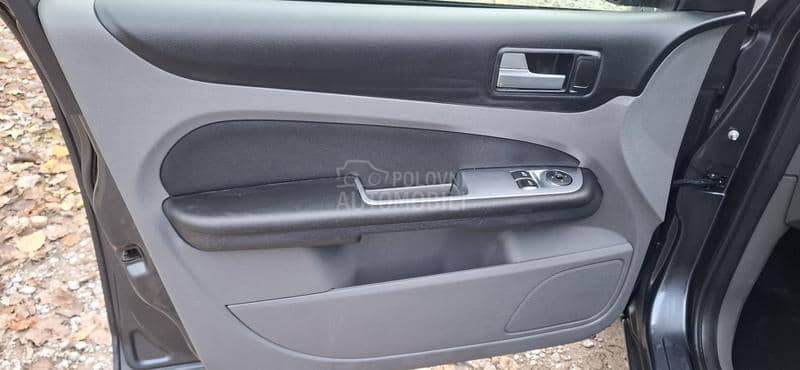 Ford Focus 1.6 BENC