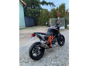 KTM duke 690