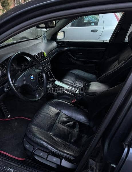 BMW 523 2.5