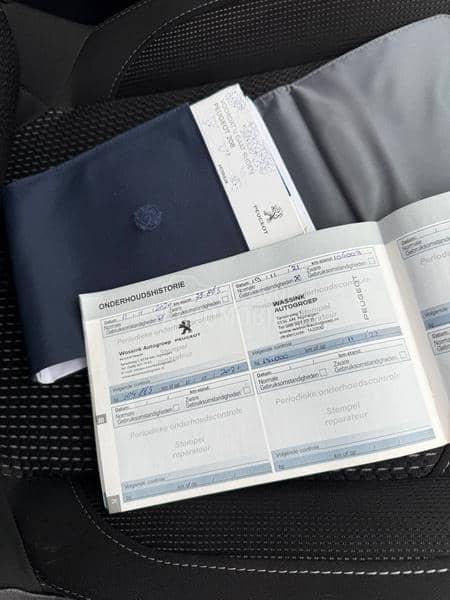 Peugeot 208 1.6HDI FUL/LED/NAV