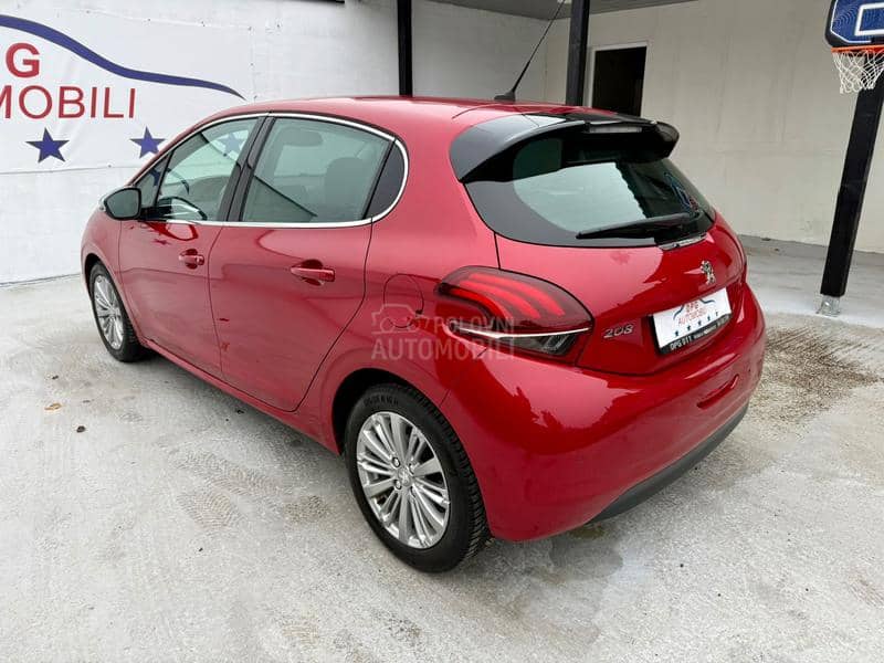 Peugeot 208 1.6HDI FUL/LED/NAV