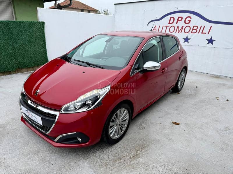Peugeot 208 1.6HDI FUL/LED/NAV