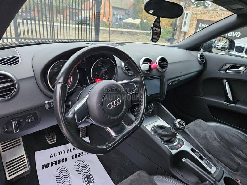 Audi TT 