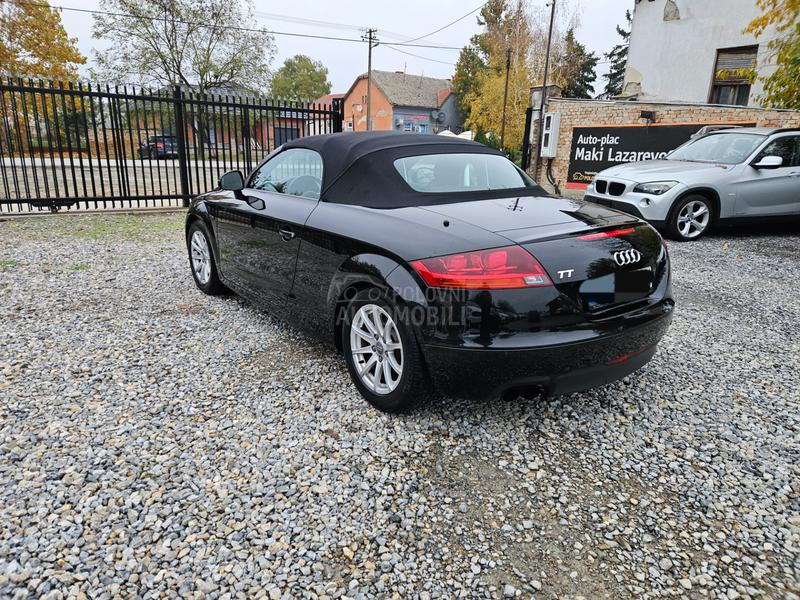 Audi TT 