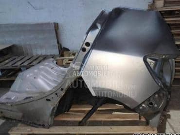 Zadnjica sa podom poluleva za Dacia Sandero od 2016. do 2022. god.