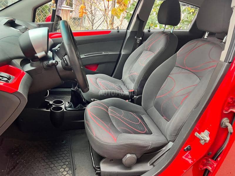 Chevrolet Spark 1.2 LT