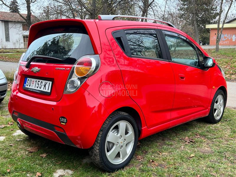 Chevrolet Spark 1.2 LT