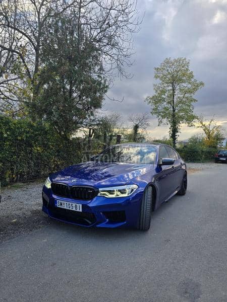 BMW M5 