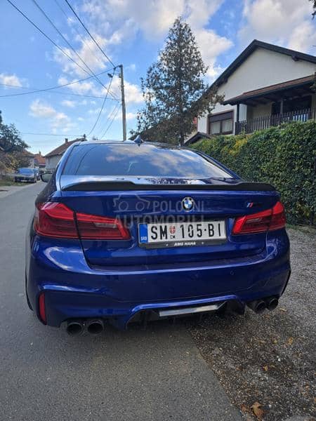 BMW M5 
