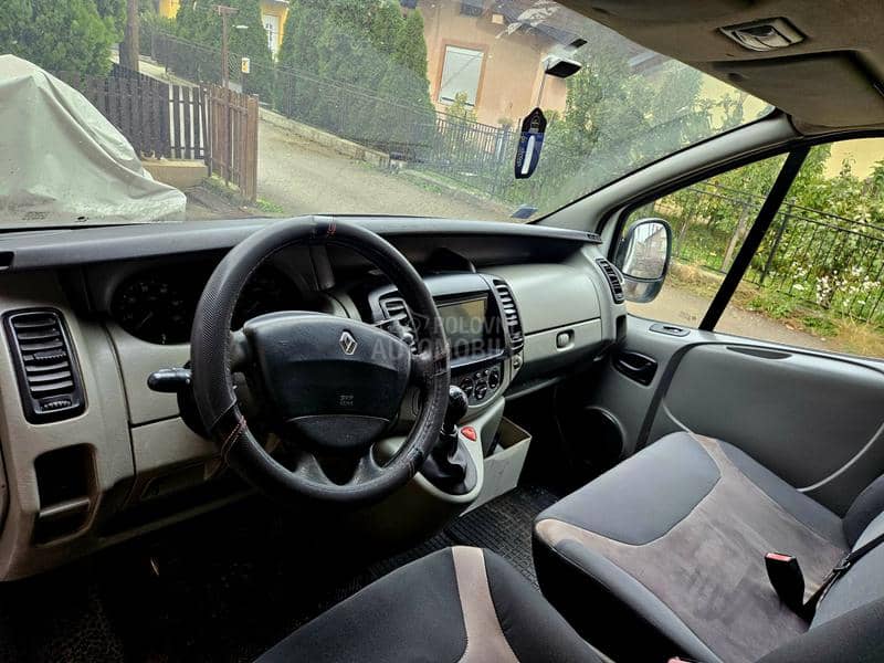 Renault Trafic 